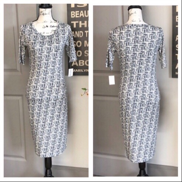 💕New With Tag Lularoe Julia Style Dress💕 - Picture 2 of 14